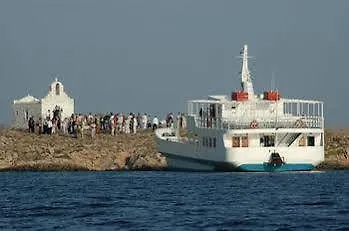 Hotel Selina Paros 4*